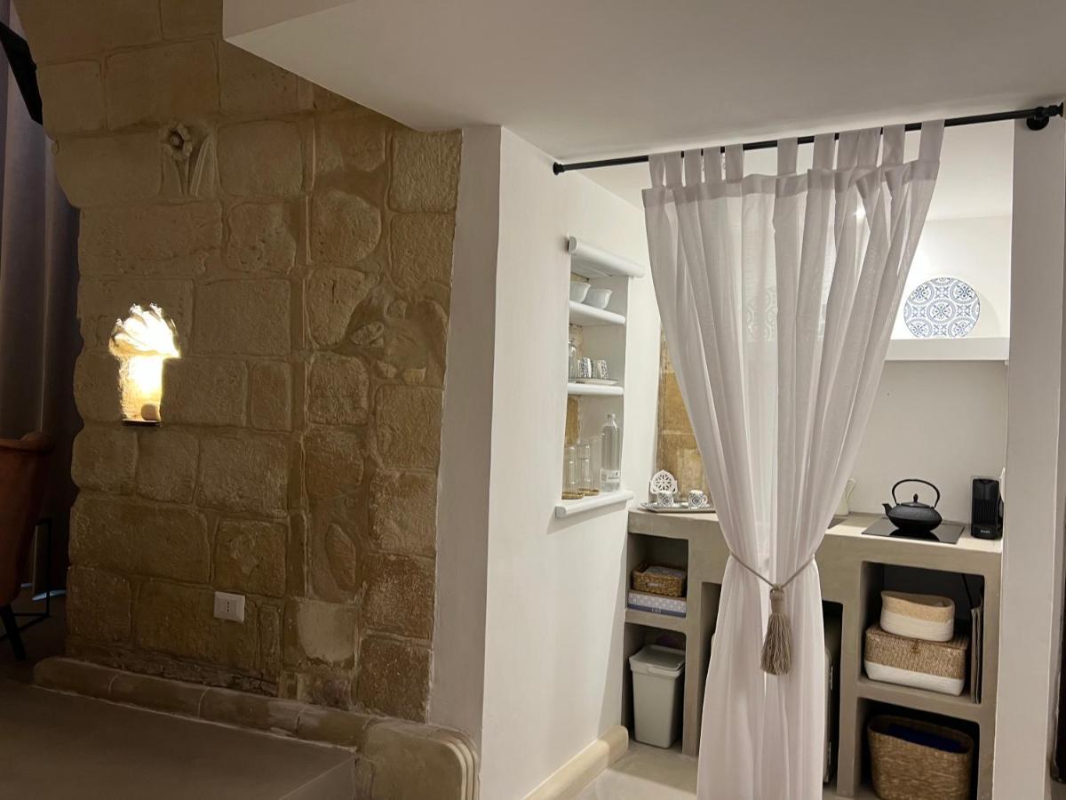 Ai Propilei Del Duomo Luxury Suite Λέτσε Εξωτερικό φωτογραφία