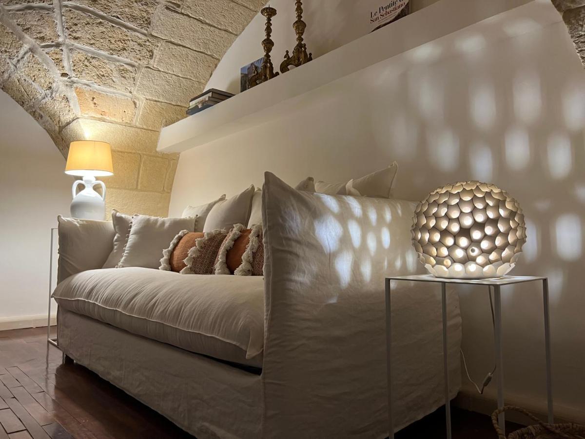 Ai Propilei Del Duomo Luxury Suite Λέτσε Εξωτερικό φωτογραφία