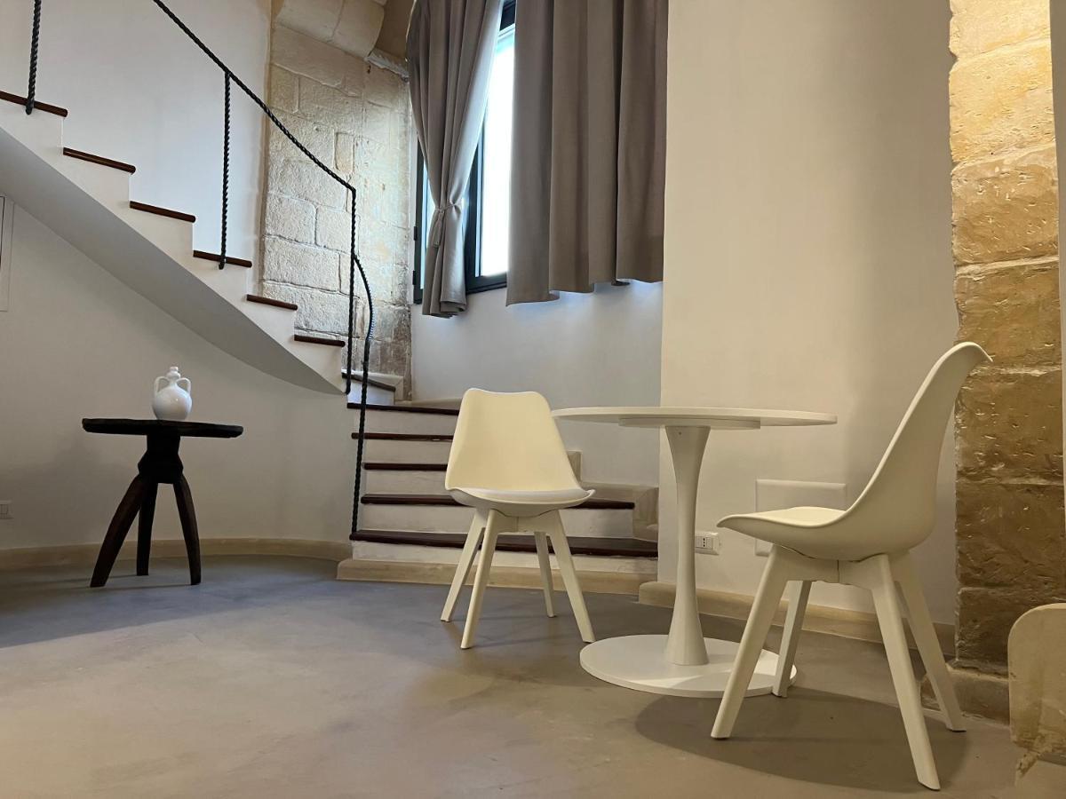 Ai Propilei Del Duomo Luxury Suite Λέτσε Εξωτερικό φωτογραφία